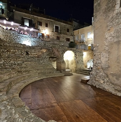 La Fondazione Taormina Arte Sicilia illumina il Teatro Odeon: nuova luce sul sito archeologico nel cuore della città