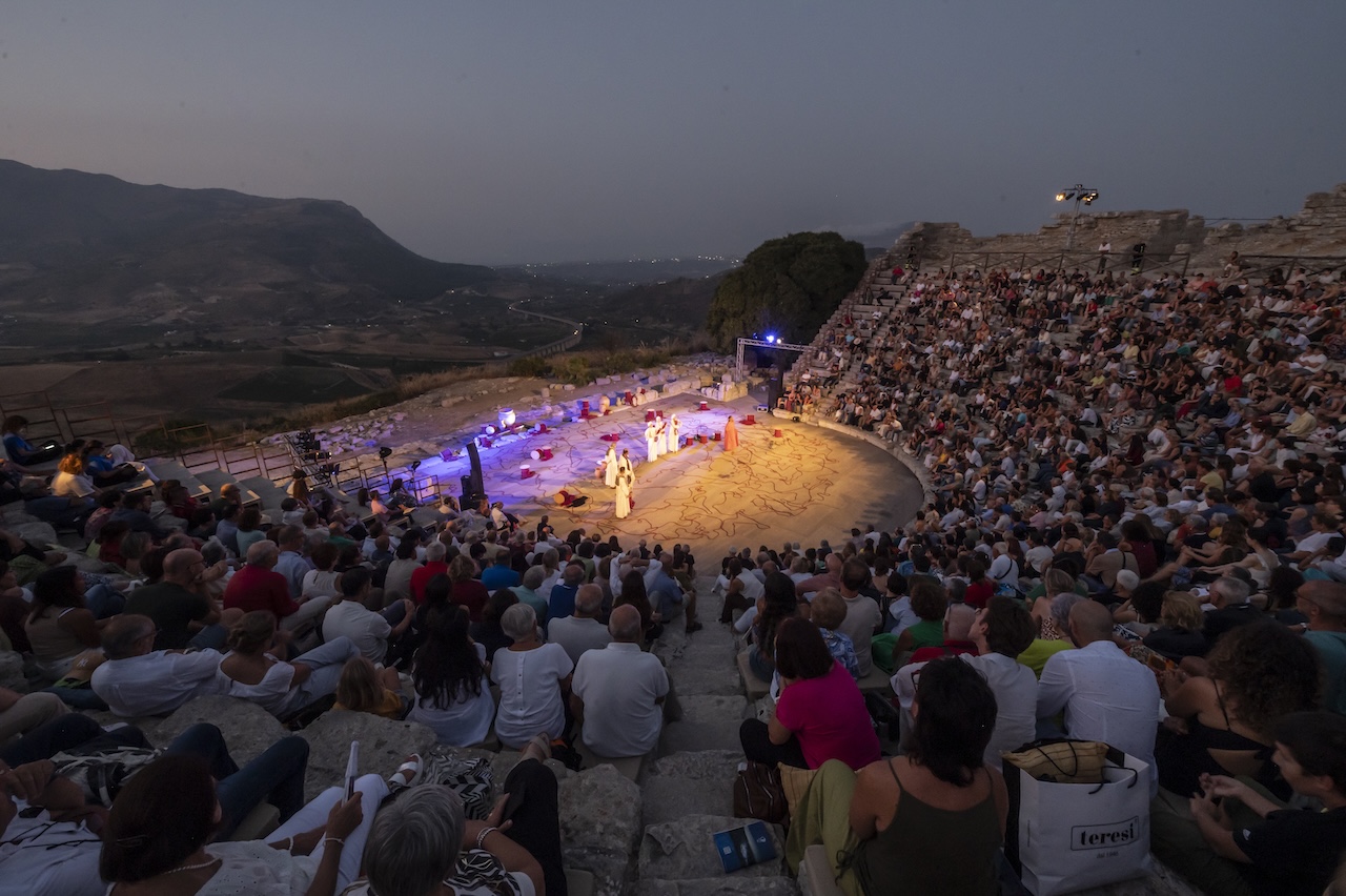 SEGESTA TEATRO FESTIVAL – La V edizione chiude con il record di presenze, numeri che consacrano il festival tra i più grandi eventi culturali estivi in Italia